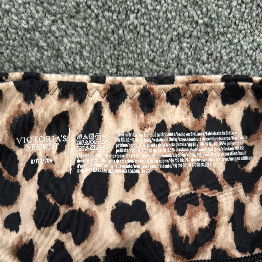 Victoria’s Secret Leopard Print Leggings Sz 8 - Picture 2 of 2